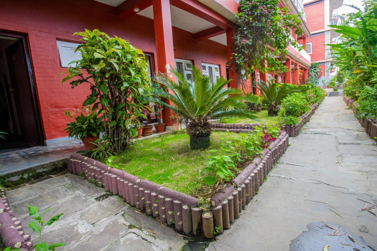 Hotel Snowland Pokhara Exterior foto